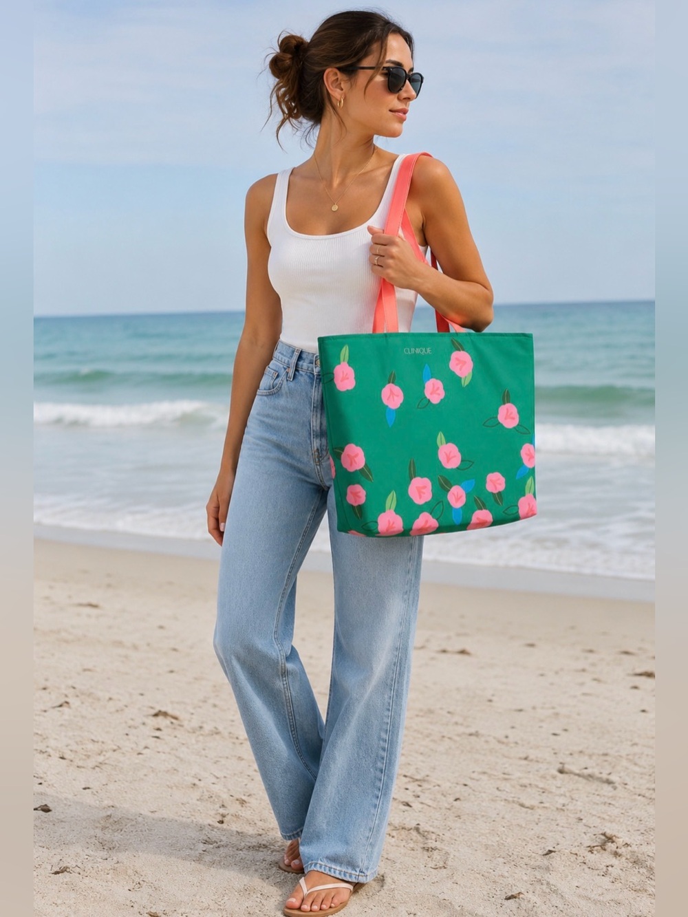 🌸👜 CLINIQUE FLORAL RECYCLED POLYESTER TOTE BAG 👜🌸NWT